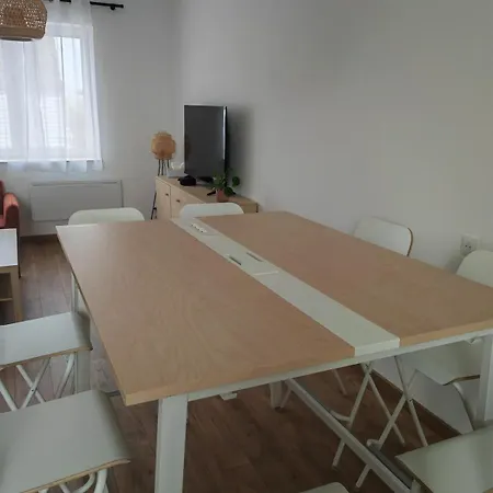 아파트 4 - 8 Voyageurs *